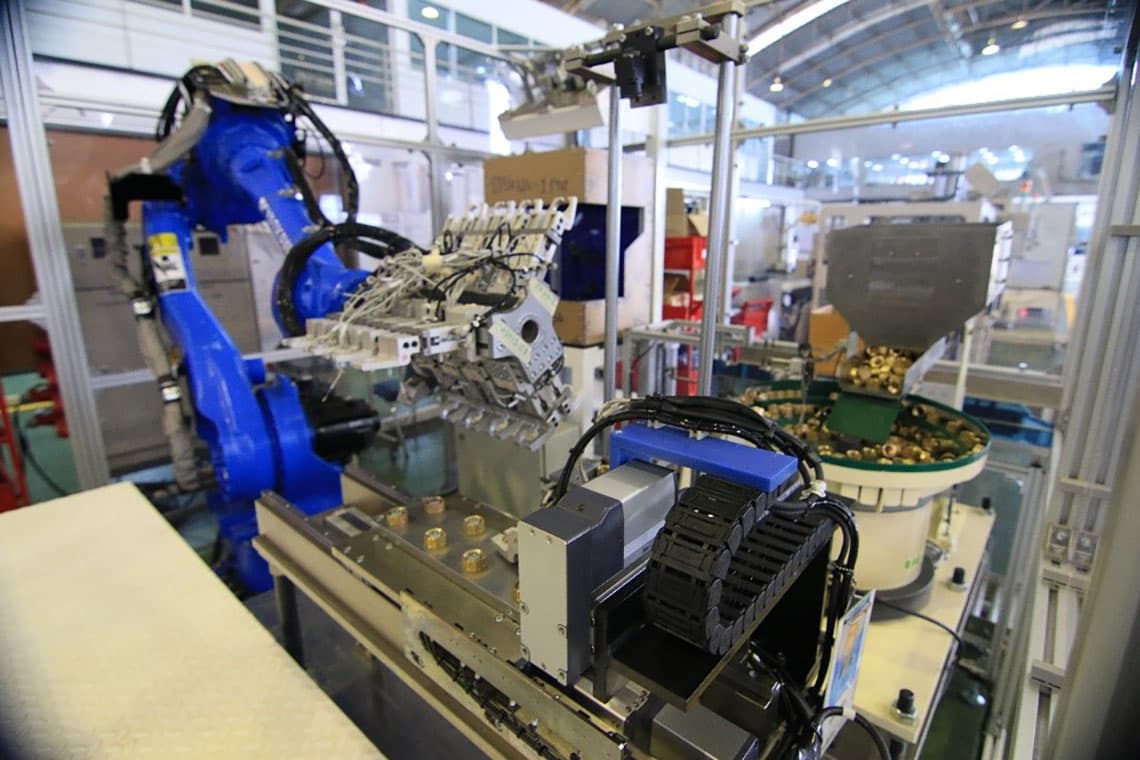 INSPECTION ROBOT SYSTEM