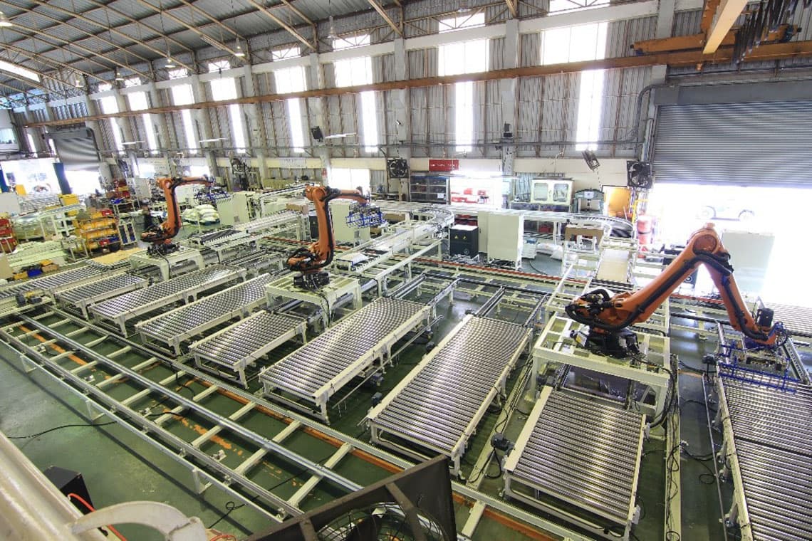 ROBOT PALLETIZING SYSTEM